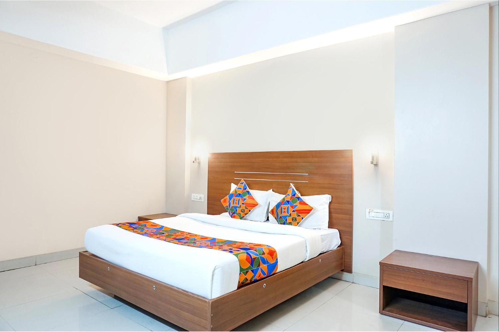 Phursungi Fabhotel Classic Executive מראה חיצוני תמונה